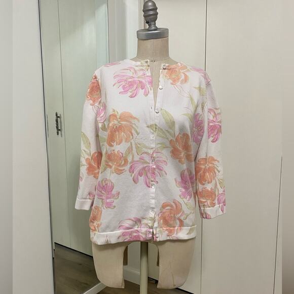 Croft & Barrow Woman Floral Pink Button Down 3/4 Sleeve Cardigan Sweater Medium - Picture 1 of 6